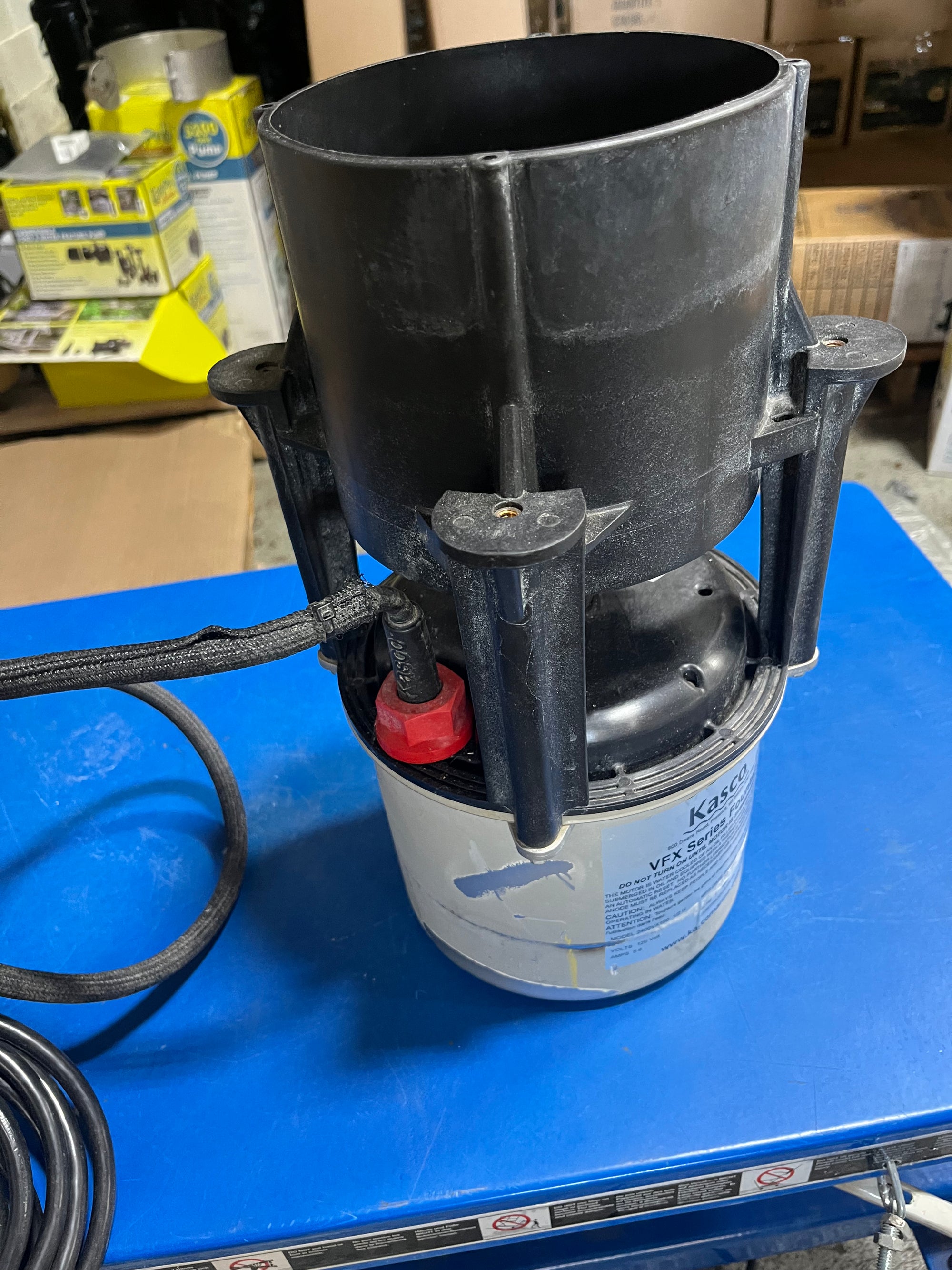 Kasco Marine: **USED - Good Condition** | 120V - 100ft Cord | VFX Aerating Water Fountain | 1/2HP | #0461