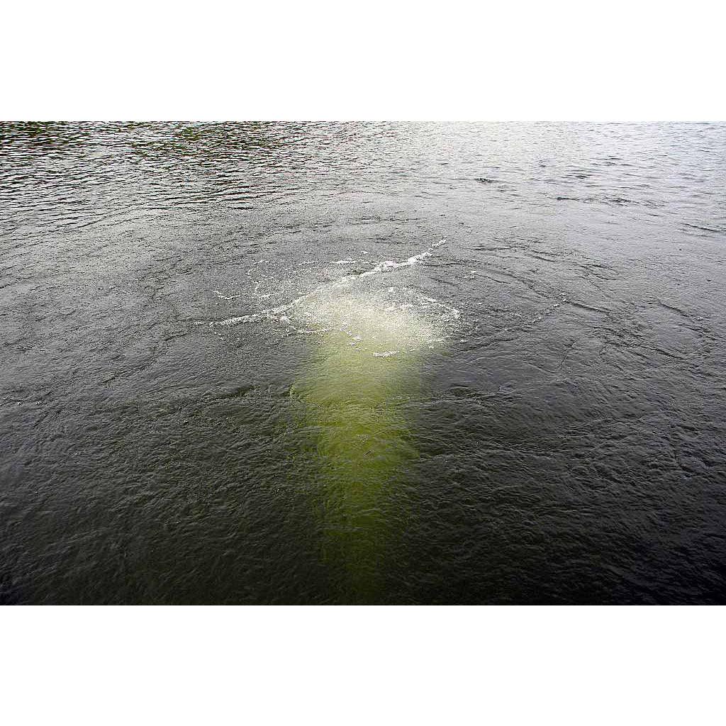 Scott Aerator: Solar Sub-Surface Aerator | Extra-Large - Midwest Ponds