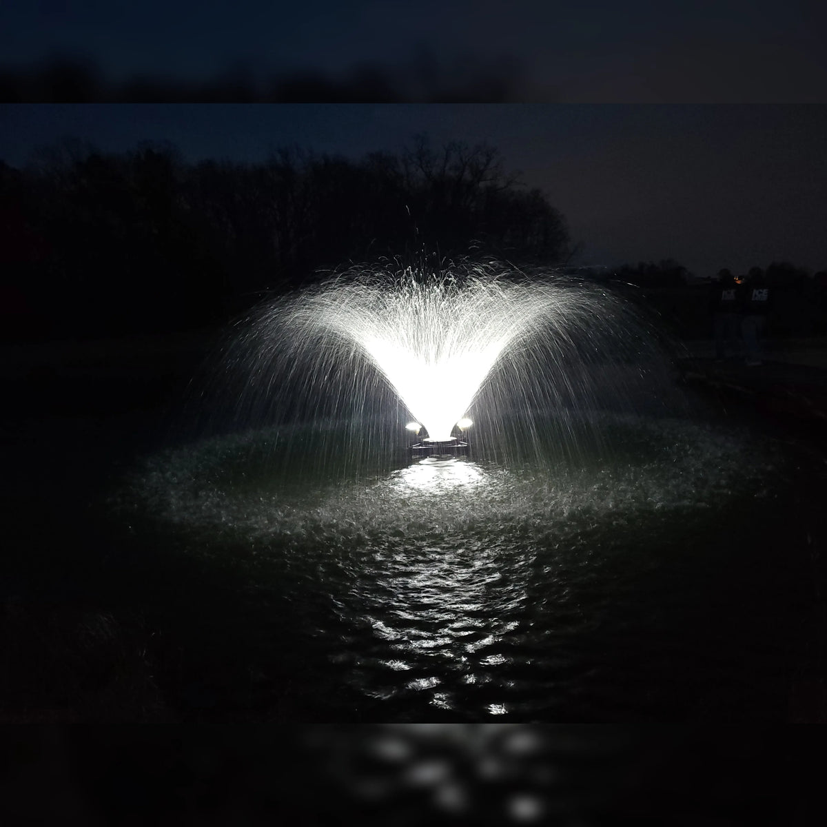 Bearon Aquatics: 230V | Powerhouse Aerating Fountains | 1/2HP | 1HP
