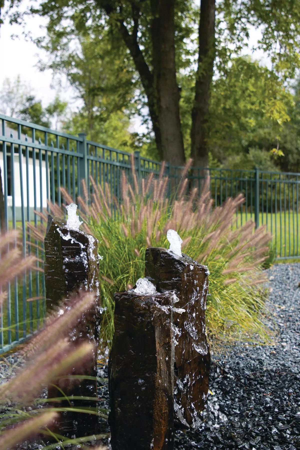 Atlantic Water Gardens: 24" Natural Basalt Kit